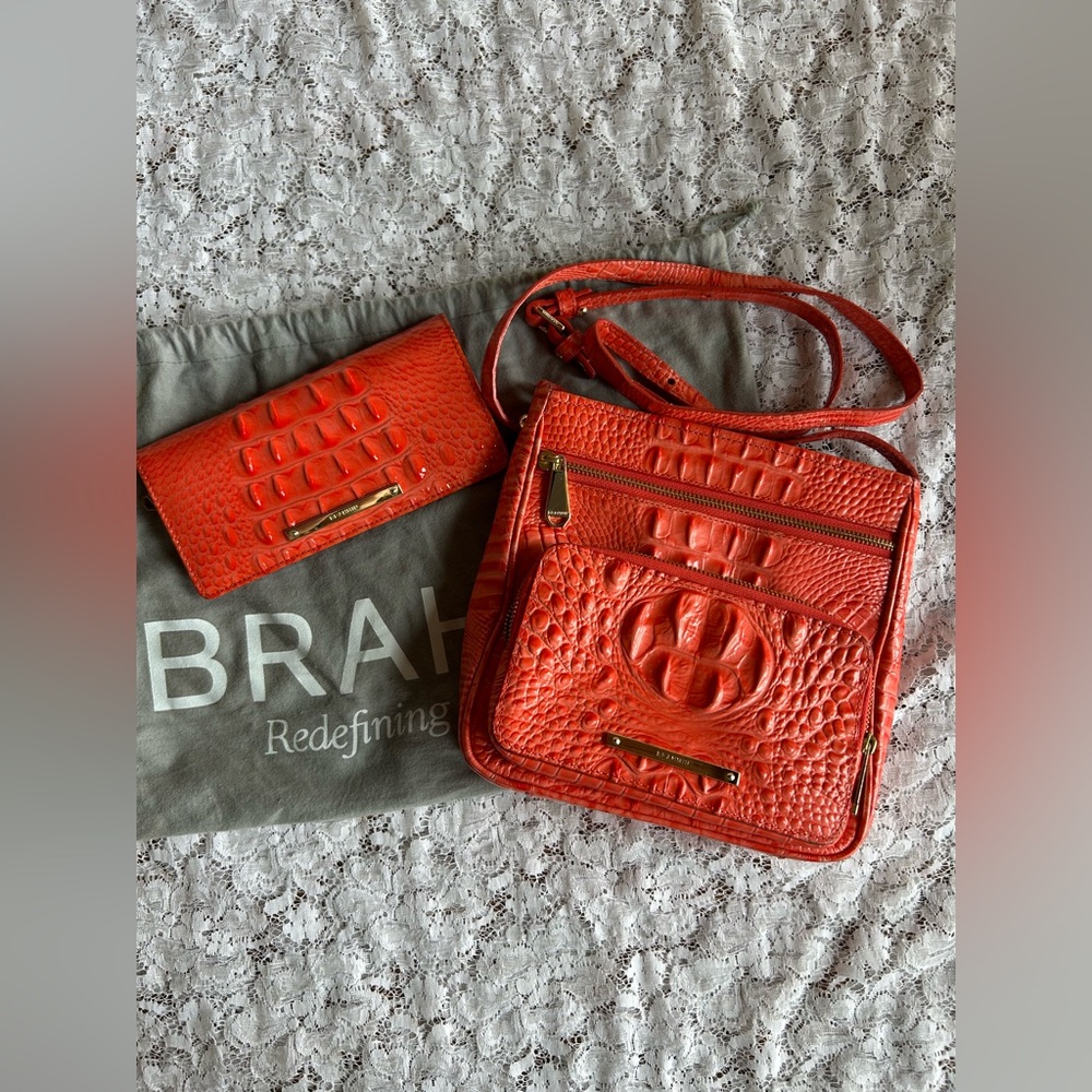 Brahmin Melbourne Croc-Embossed Tilda Crossbody Bag & Wallet Set Pimento Color - Picture 3 of 8